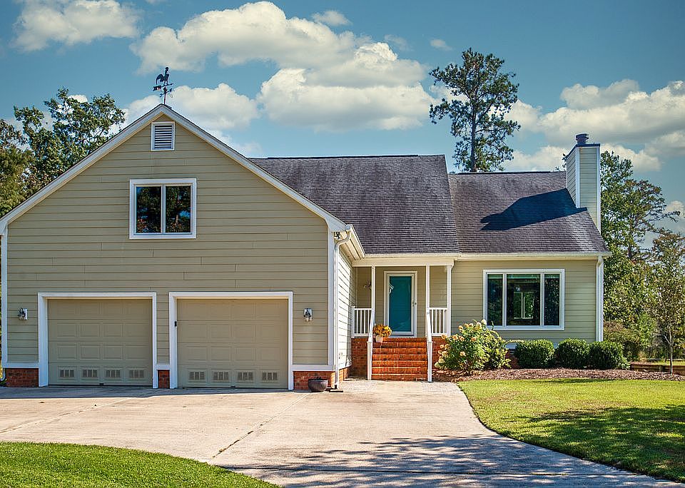 2nd image of 108 Sandpiper Ct