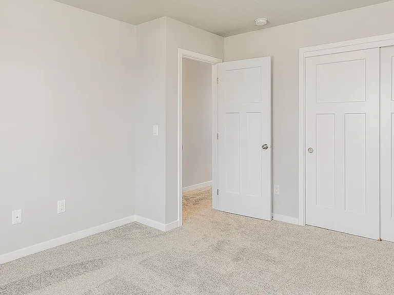 Bellflower Ln — Photo 10
