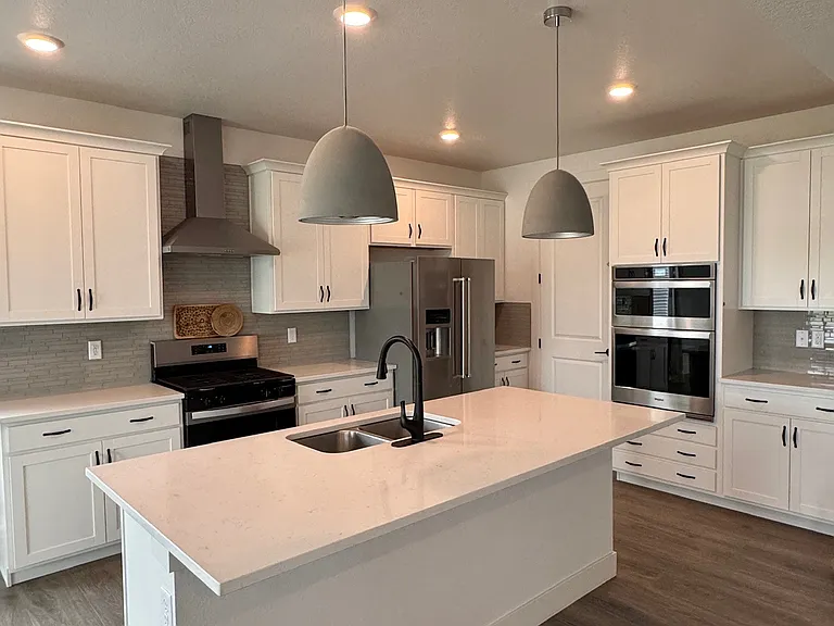 1710 Westport Ave — Photo 8