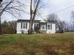 1131 15th St SW, Hickory, NC 28602