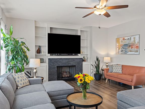 4th image of 601 Estrella Dr