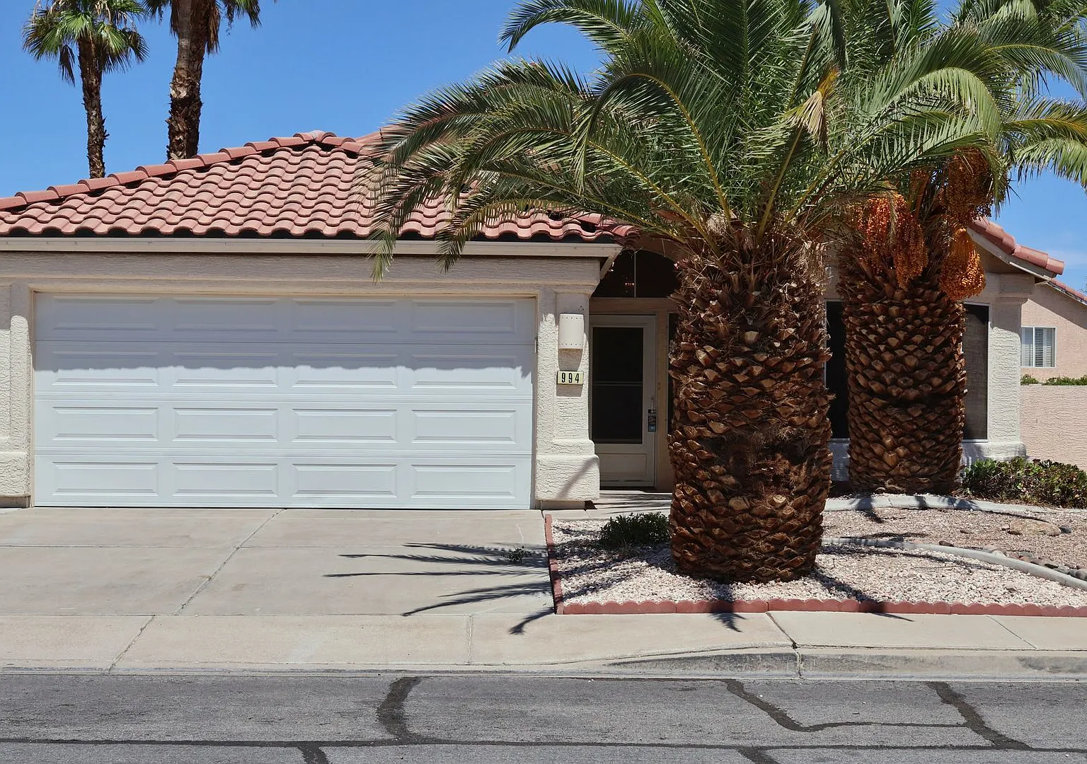 Newly Remodeled Single Story Home-Available Now! — Photo 1