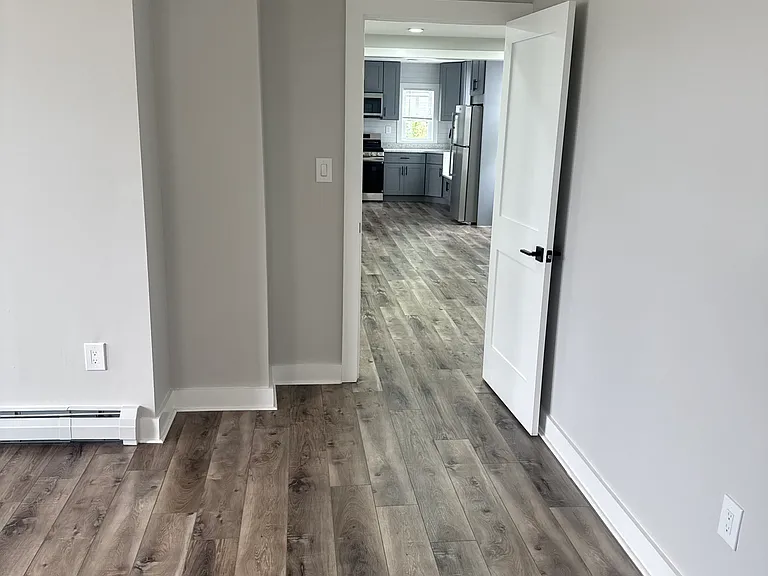 55 S Main St — Photo 15