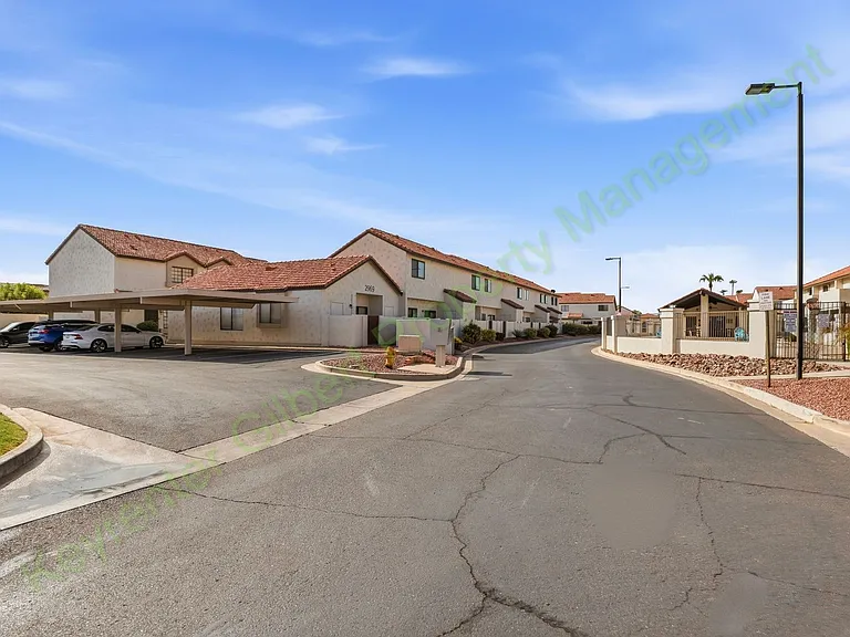 2969 N Oregon St #10 — Photo 4