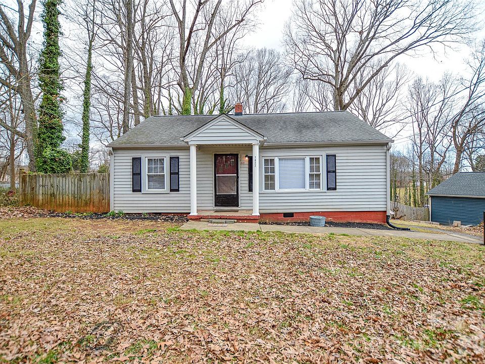 1st image of 1027 Morningside Park Dr