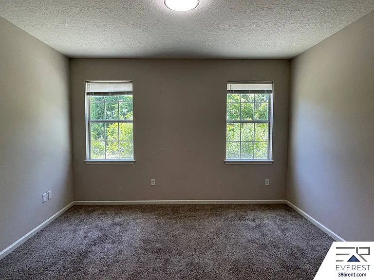 2 Roxboro Dr — Photo 24