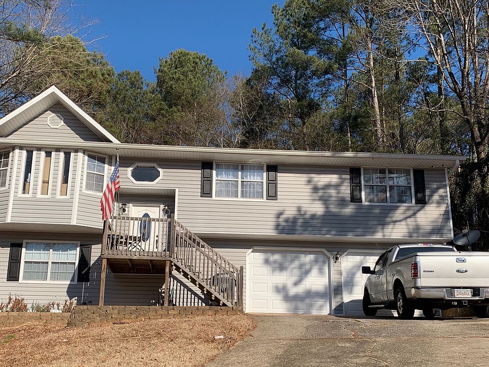 2nd image of 310 Rocky Cove Trl
