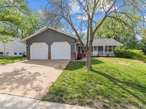 4th image of 1433 Glenlea Dr