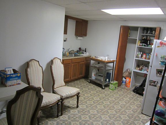 2nd image of 123 S Hillside Ave #1B