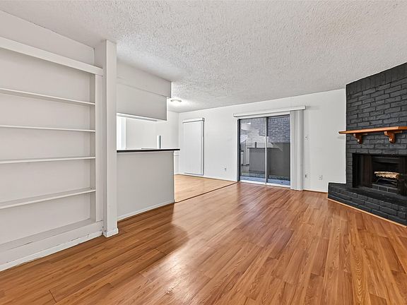 4th image of 2800 Jeanetta St APT 2003