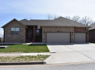 756 E Diamond Ave, Nixa, MO 65714