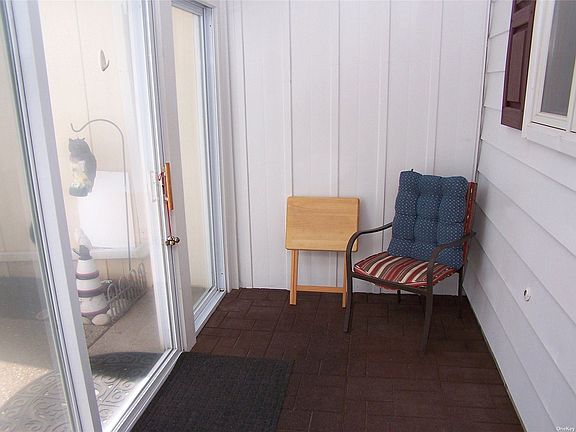 3rd image of 50 Freemont Ln #50