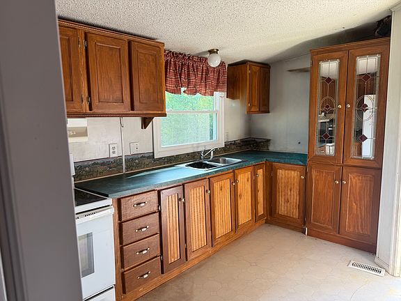 5th image of 4520 Sunnyside Rd
