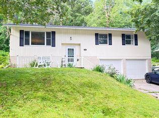 724 Cliff St NE, Chatfield, MN 55923