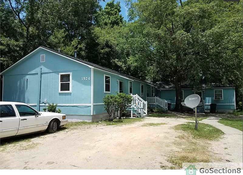 2nd image of 1924 Jason St #A