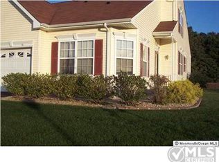 12 Little Leaf Ln, Howell, NJ 07731