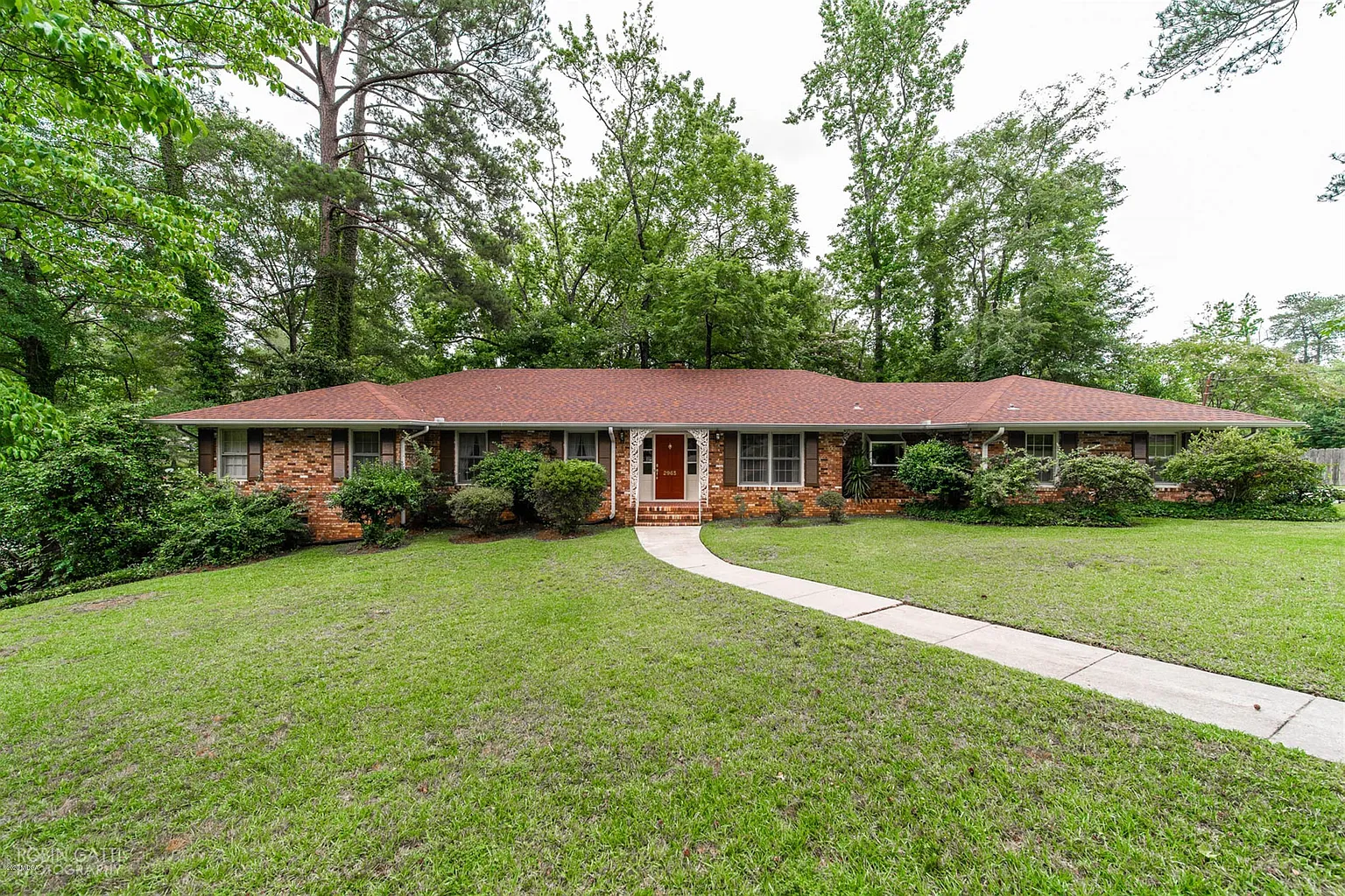 2965 Thornwood Dr photo 1