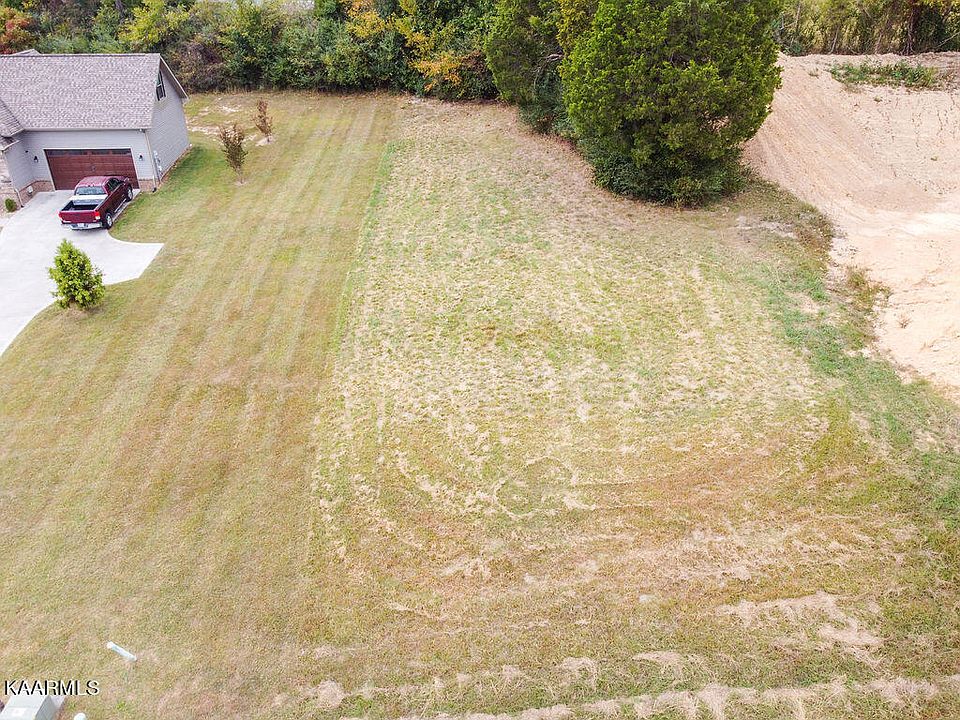 2nd image of Duseth Dr