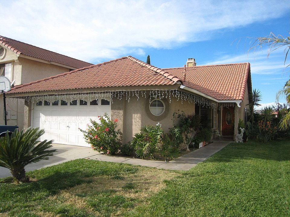 COMPLIMENTS OF PARK PLACE REAL ESTATE