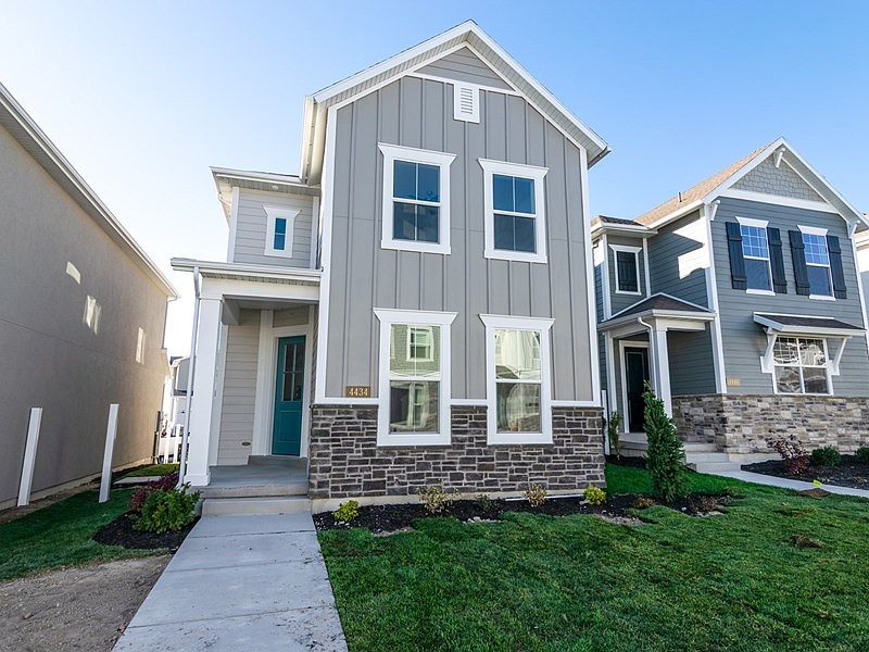 The Coppell - A Exterior