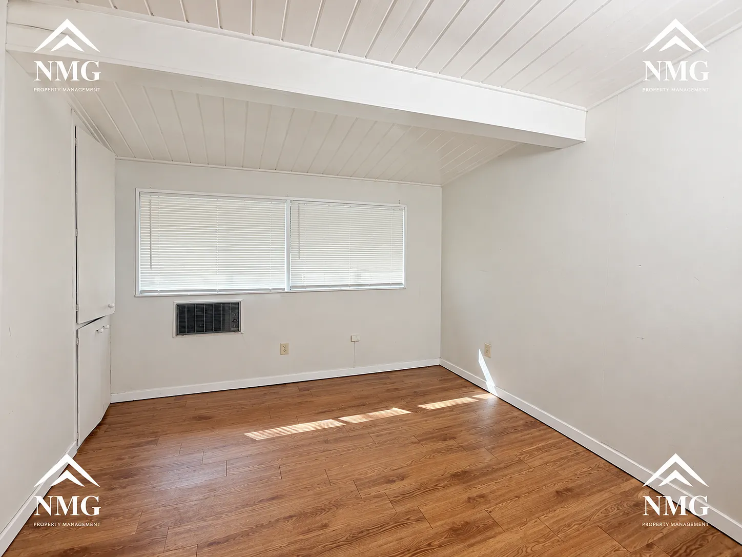 3987 Berkley Drive - 1 — Photo 2