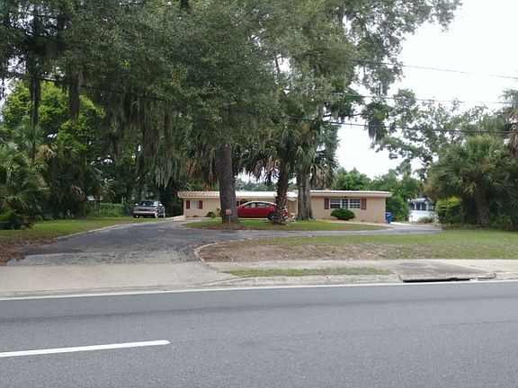 4th image of 274 University Blvd N