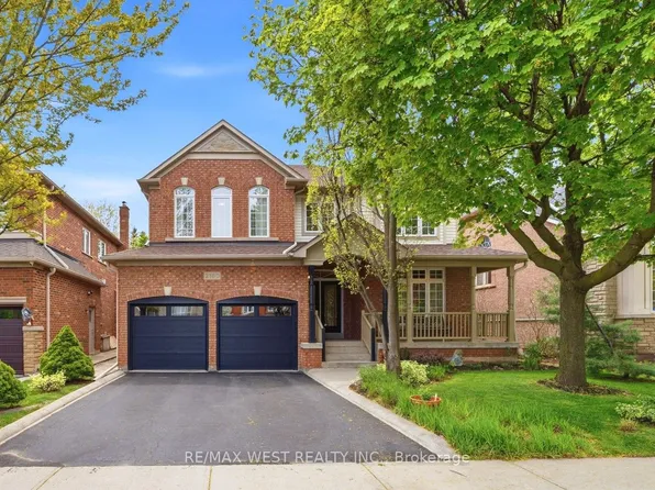 2180 N Ridge Trl, Oakville, ON L6H 5M3