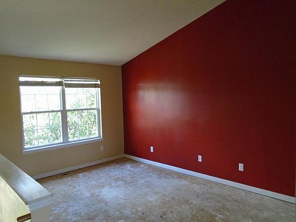 4th image of 1522 Clovernook Dr