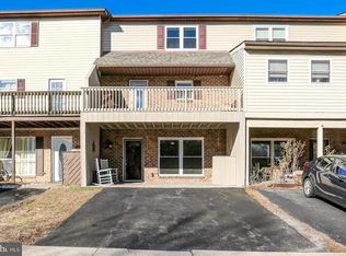 6 Dartmouth Ct, Mechanicsburg, PA 17055