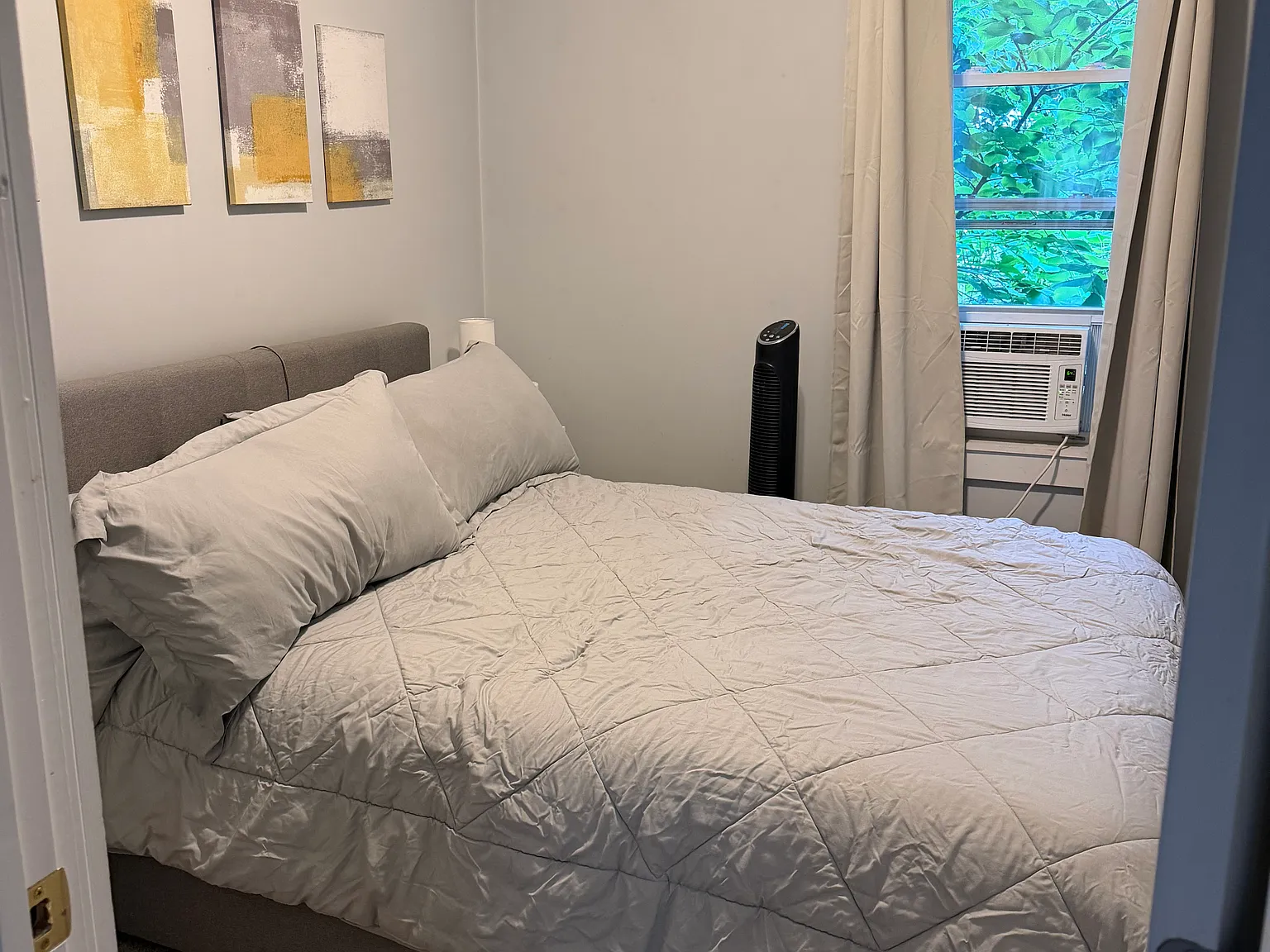 2 bed, 800 sqft, $1,700 — Photo 2