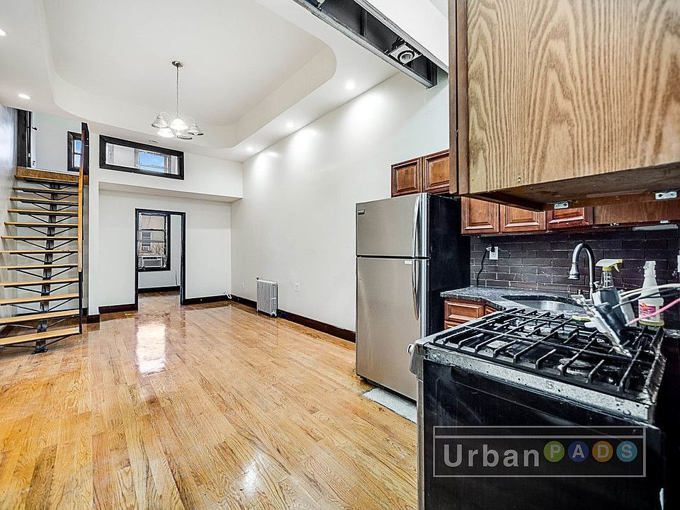 1st image of 161 Stockholm St APT 2R