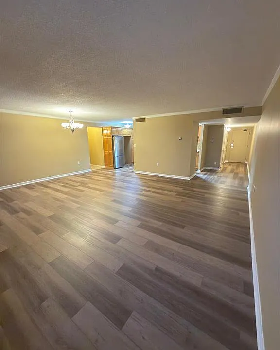 380 Pelissier St #2402