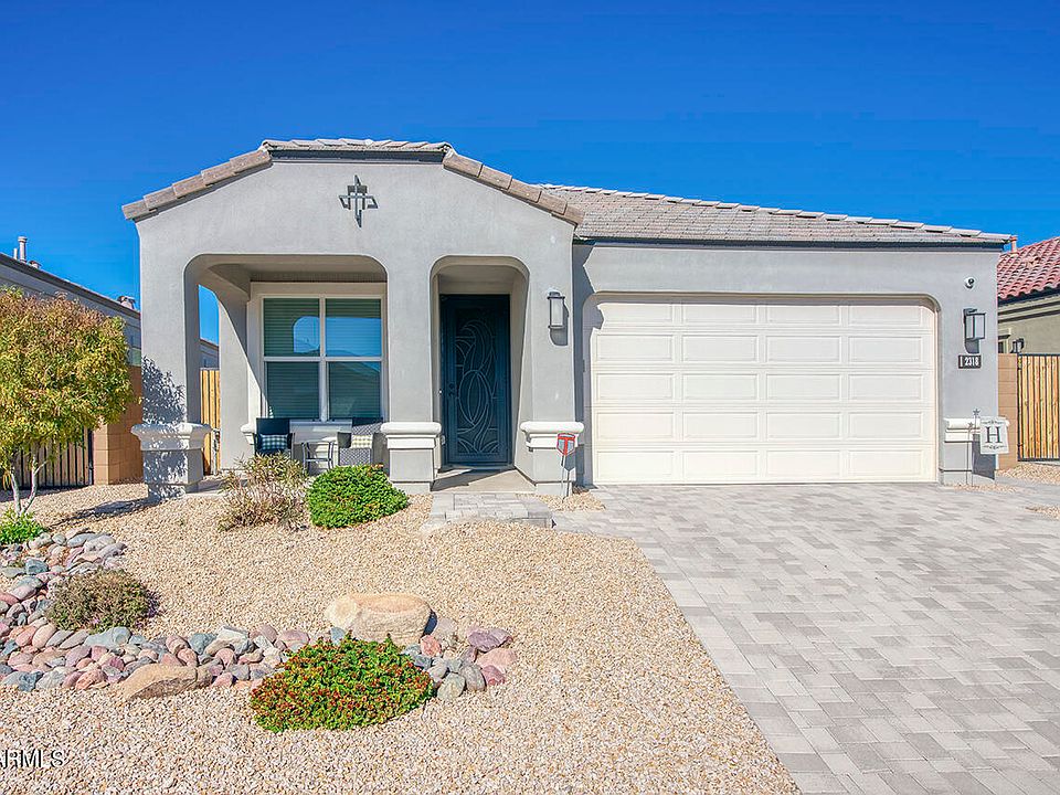 1st image of 2318 E LIEBER Place