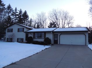 437 Pleasant Way, Seymour, WI 54165