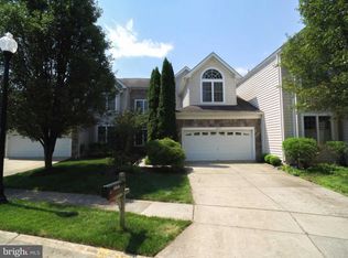 25671 Tremaine Ter, Chantilly, VA 20152