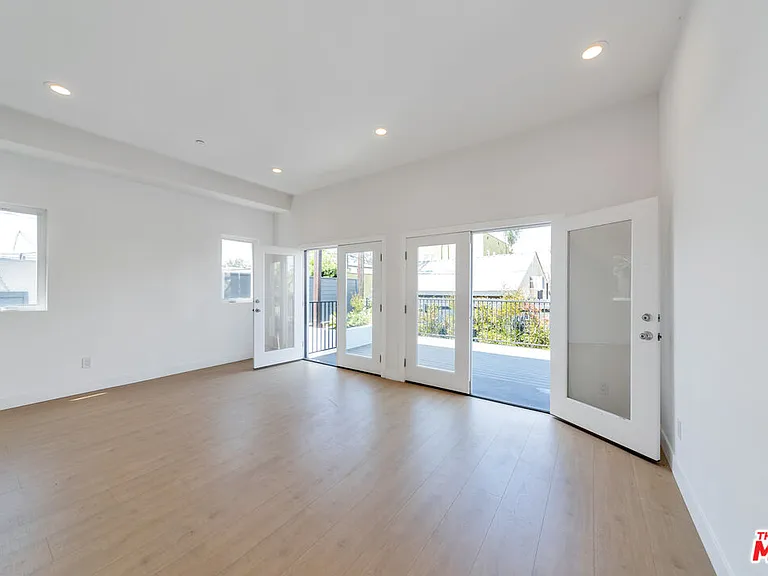 3047 Wellington Rd — Photo 8