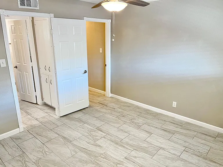 3024 N 39th St #4 — Photo 28