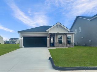 4657 Chelmsford Dr, Newburgh, IN 47630