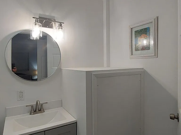 720 8th Ave NW #720 — Photo 12