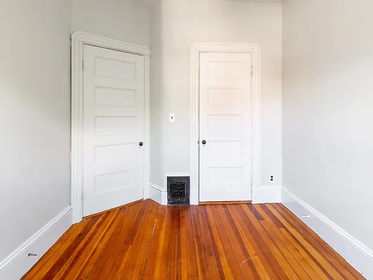 789 Columbia Rd #2L — Photo 13