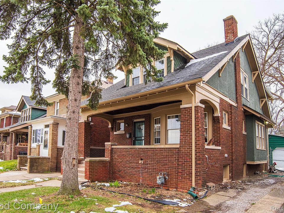 1st image of 4525 Iroquois St