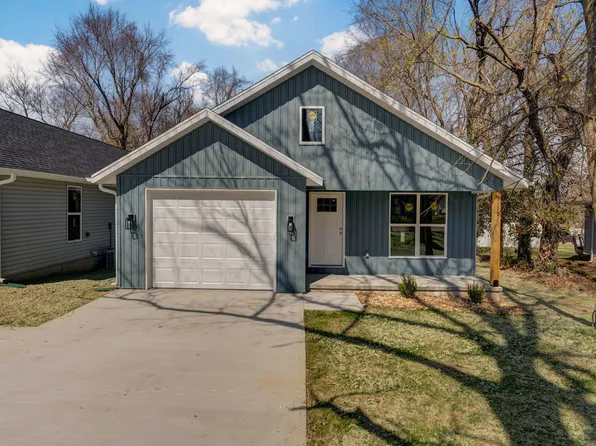 1115 E Smith Street, Springfield, MO 65803