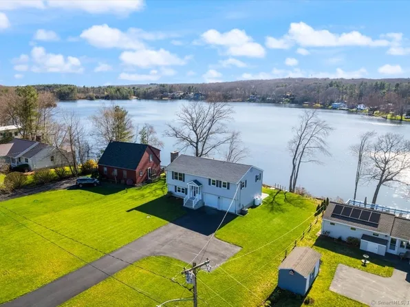 68 Jezierski Lane, Thompson, CT 06277