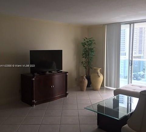 3rd image of 3800 S Ocean Dr APT 1807
