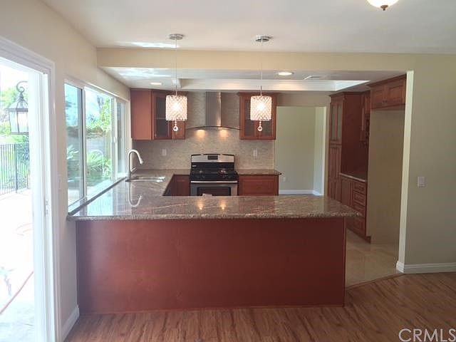 1st image of 2515 Bradford Ave