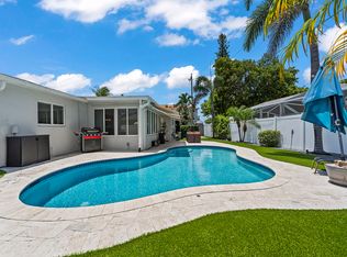 801 SE 14th St, Deerfield Beach, FL 33441