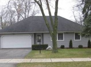 1107 Adelia St, Downers Grove, IL 60516