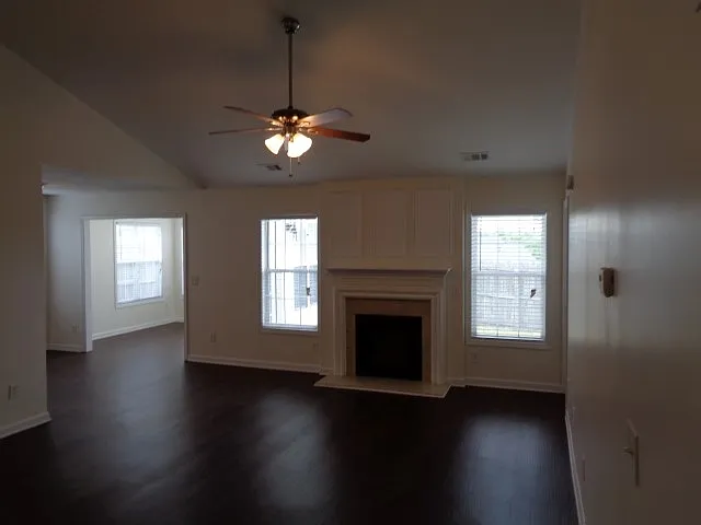 705 Parc River Blvd — Photo 6