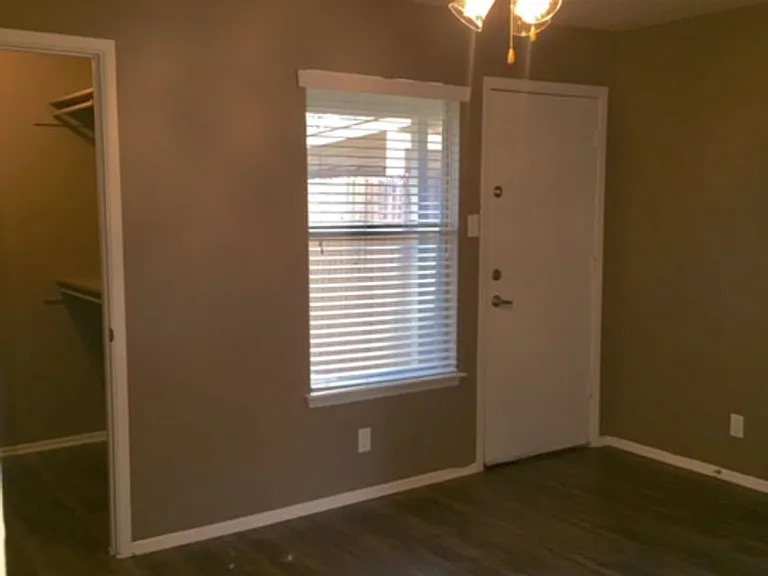 Boerne Townhomes — Photo 21