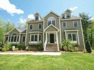 61 Tenney Rd, Westford, MA 01886